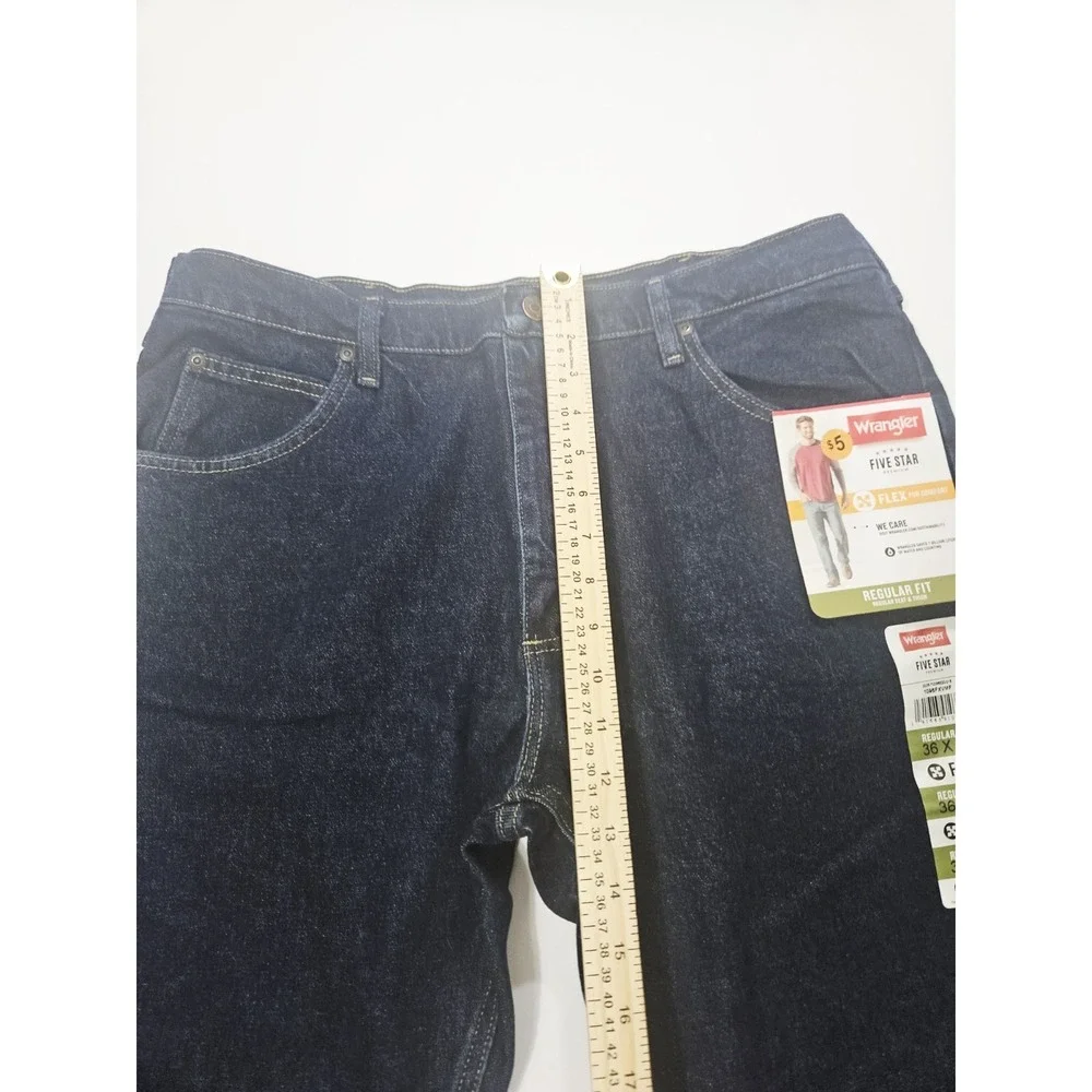 NEW Wrangler Men's Five Star Blue Jeans Size 36x30‎ Regular Fit Denim 5 Pocket
